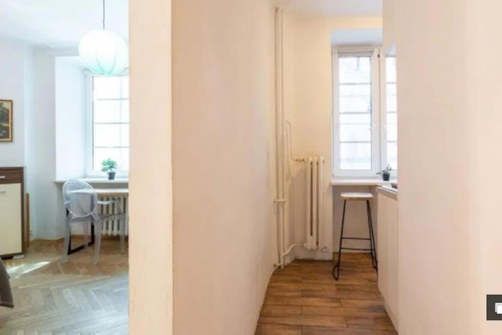 Old Praga Wi-Fi 300Mb Apartman Varsó Kültér fotó